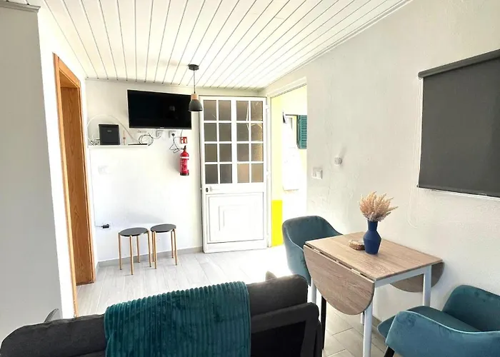 Nyaraló Thomas Lombada dos Marinheiros